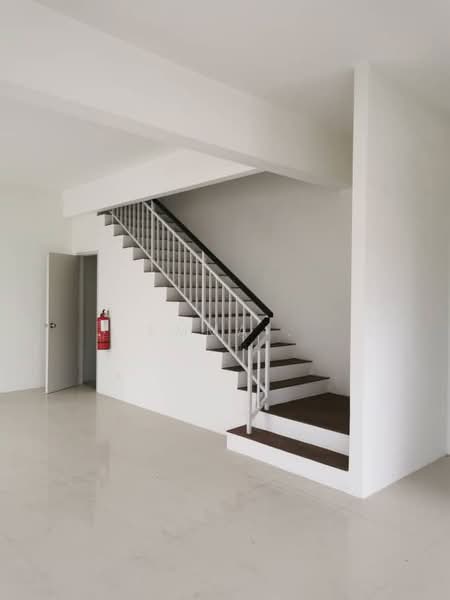 Rumah Teres 2 Tingkat untuk Disewa di Dengkil (Selangor) - Emma . - Interior - PropertyGuru.com.my
