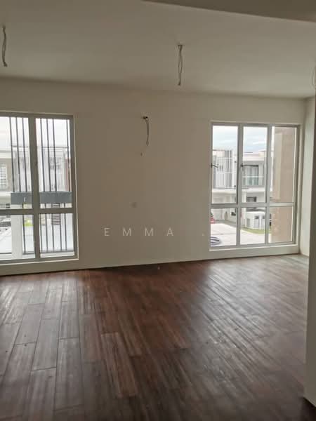 Rumah Teres 2 Tingkat untuk Disewa di Dengkil (Selangor) - Emma . - Living Room - PropertyGuru.com.my