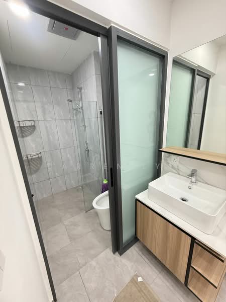 Service Residence for Rent at Savana @ Utropolis - Darren Lye - Bathroom - PropertyGuru.com.my