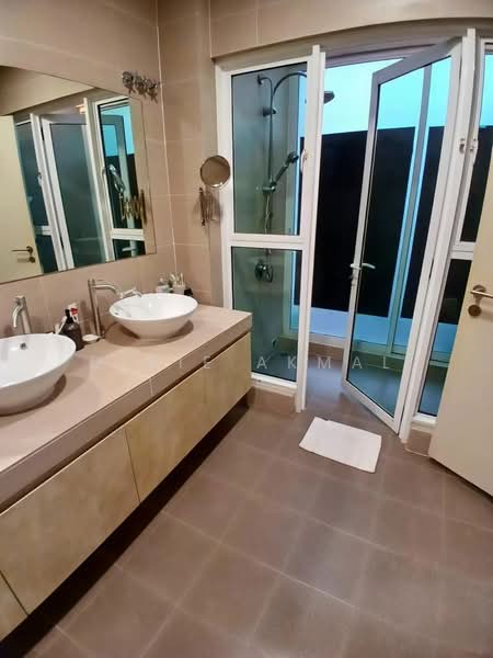 2-storey Terraced House for Sale in Cyberjaya (Selangor) - Dinie Akmal - Bathroom - PropertyGuru.com.my