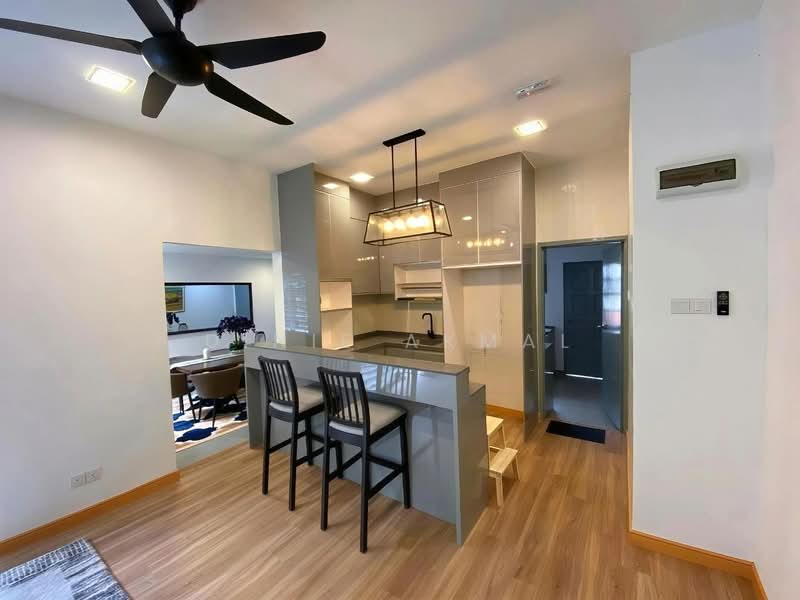 3-storey Terraced House for Sale in Ampang (Selangor) - Dinie Akmal - Kitchen - PropertyGuru.com.my