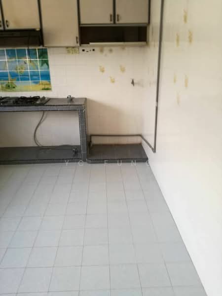 Rumah Teres 1.5 Tingkat untuk Disewa di Taman Sri Skudai (Skudai) - YC Fung - Kitchen - PropertyGuru.com.my