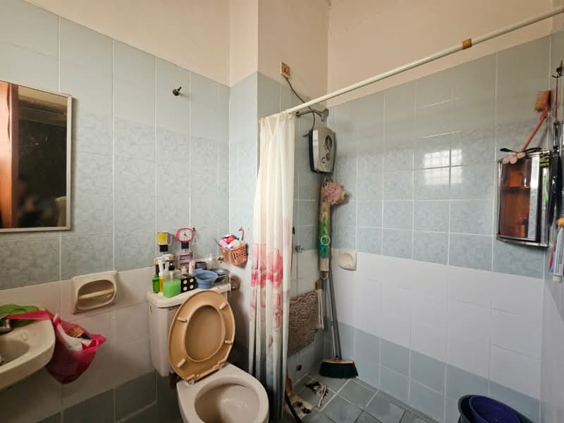 Rumah Teres 2 Tingkat untuk Dijual di Putra Heights (Subang Jaya) - Jason Ooi - Bathroom - PropertyGuru.com.my