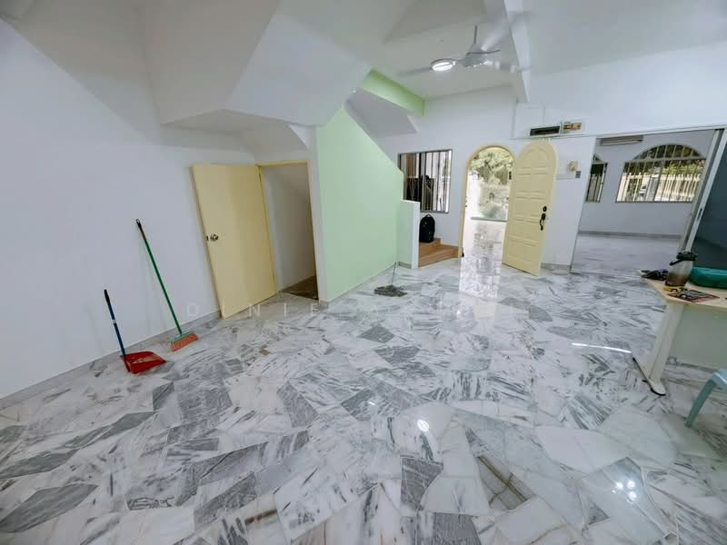 2-storey Terraced House for Sale in Sri Petaling (Kuala Lumpur) - Dinie Akmal - PropertyGuru.com.my