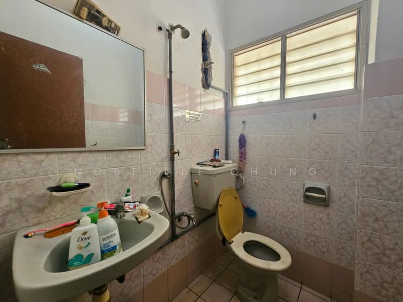 Rumah Teres 2 Tingkat untuk Dijual di Putra Heights (Subang Jaya) - Nobeille Chung - Bathroom - PropertyGuru.com.my