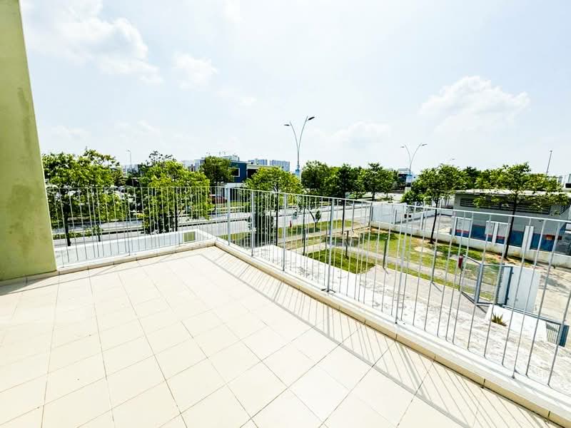 2-storey Terraced House for Sale in Cyberjaya (Selangor) - Dinie Akmal - Balcony - PropertyGuru.com.my