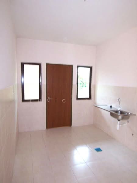 Zero-Lot Bungalow for Sale in Bukit Rahman Putra (Sungai Buloh) - Eunice Lai - Kitchen - PropertyGuru.com.my