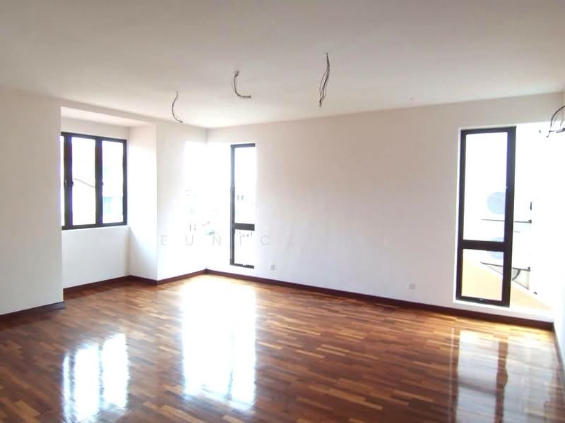 Zero-Lot Bungalow for Sale in Bukit Rahman Putra (Sungai Buloh) - Eunice Lai - Living Room - PropertyGuru.com.my