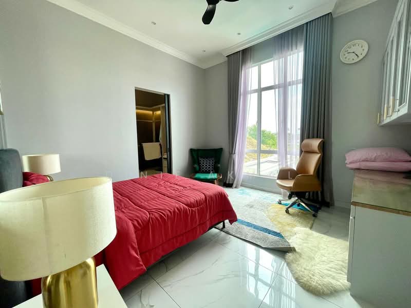 Bungalow for Sale in Kajang (Selangor) - Dinie Akmal - Bedroom - PropertyGuru.com.my