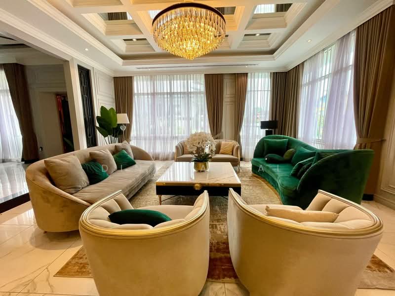 Bungalow for Sale in Kajang (Selangor) - Dinie Akmal - Living Room - PropertyGuru.com.my