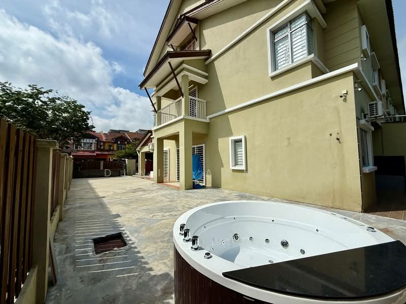 Rumah Teres 3 Tingkat untuk Dijual di Bandar Bukit Puchong (Puchong) - Dinie Akmal - PropertyGuru.com.my