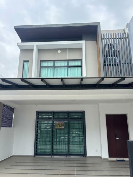 Rumah Teres untuk Disewa di Taman Sutera Utama (Skudai) - Jeff Saw - Exterior - PropertyGuru.com.my