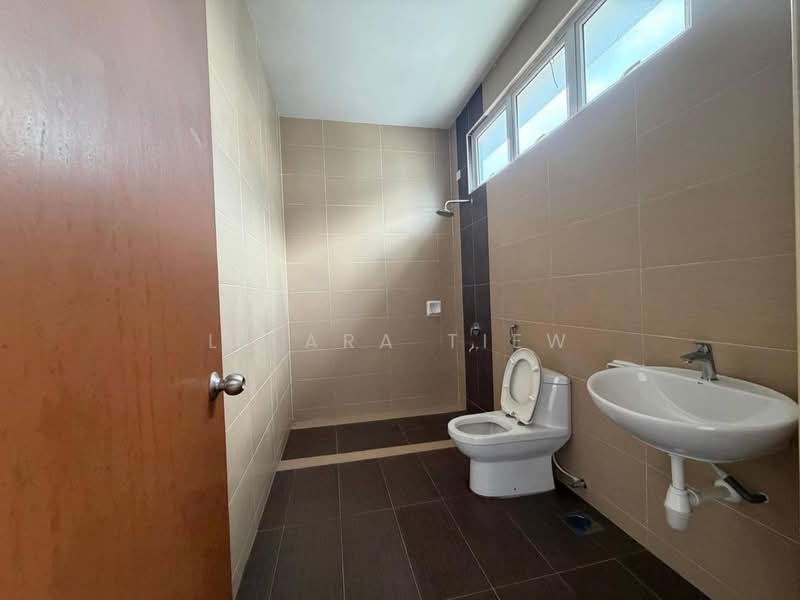 Rumah Berkembar untuk Dijual di Taman Austin Heights (Tebrau) - Lilara Tiew - PropertyGuru.com.my