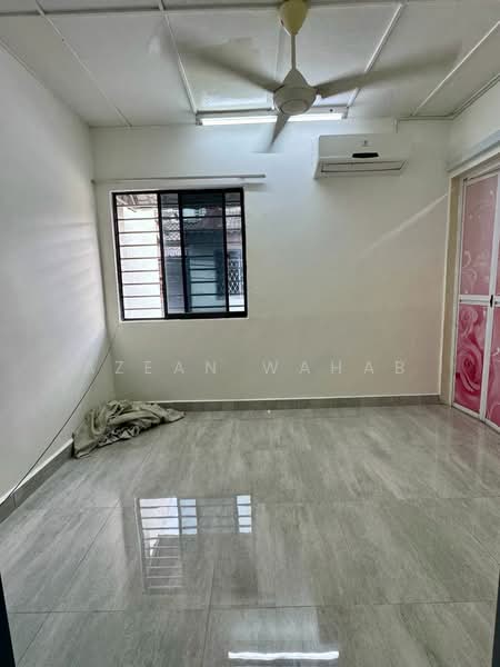 Rumah Teres untuk Disewa di Taman Melaka Jaya (Batu Berendam) - Azean Wahab - Interior - PropertyGuru.com.my