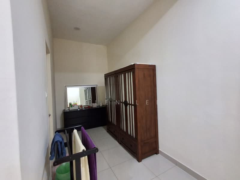 Semi-Detached House for Sale in Taman Kluang Indah (Kluang) - Helen Lee - Interior - PropertyGuru.com.my