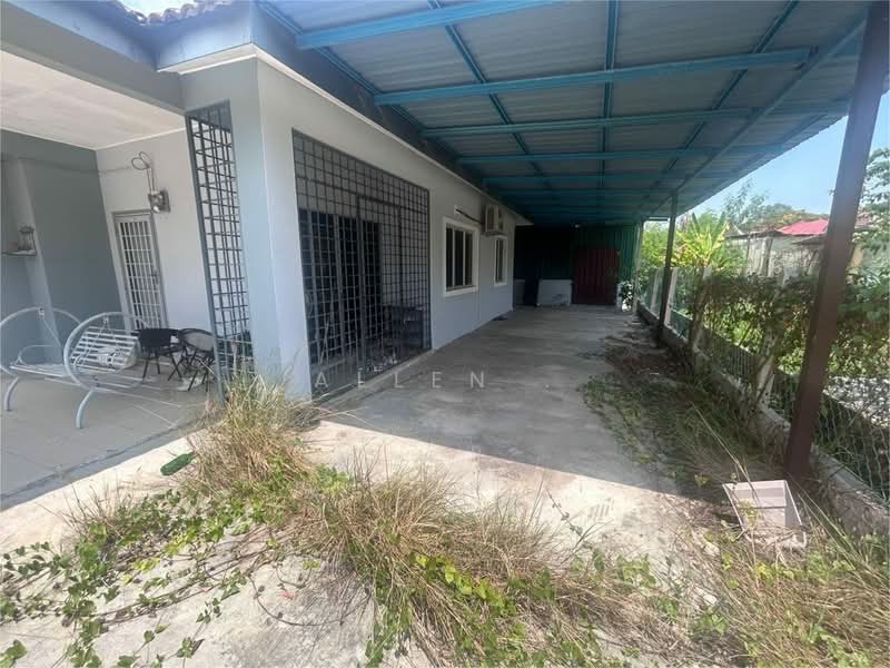 Semi-Detached House for Sale in Pantai Sepang Putra (Sepang) - Allen . - Exterior - PropertyGuru.com.my