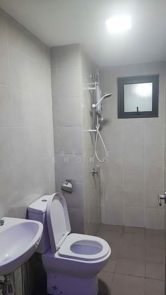 Service Residence for Sale at M Arisa - Freeze Khong - Bathroom - PropertyGuru.com.my