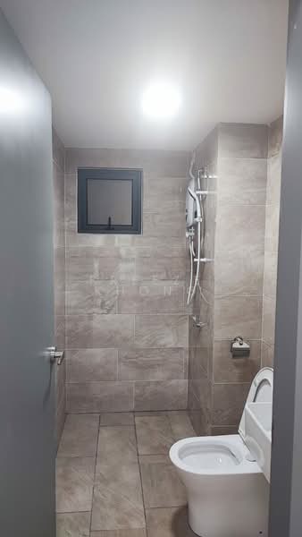 Service Residence for Sale at M Arisa - Freeze Khong - Bathroom - PropertyGuru.com.my