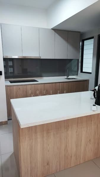 Service Residence for Sale at M Arisa - Freeze Khong - Kitchen - PropertyGuru.com.my