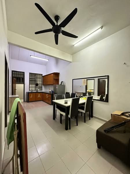 1-storey Terraced House for Sale in Bukit Indah (Iskandar Puteri (Nusajaya)) - Jason Tan - Kitchen - PropertyGuru.com.my