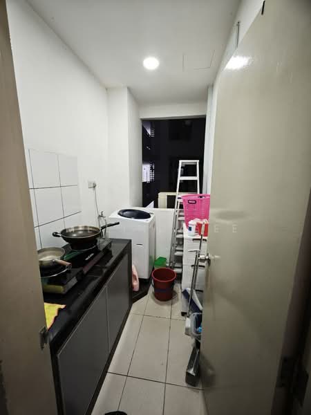 Servis Apartment untuk Dijual di Centra Residences - Melinda Ee - Kitchen - PropertyGuru.com.my