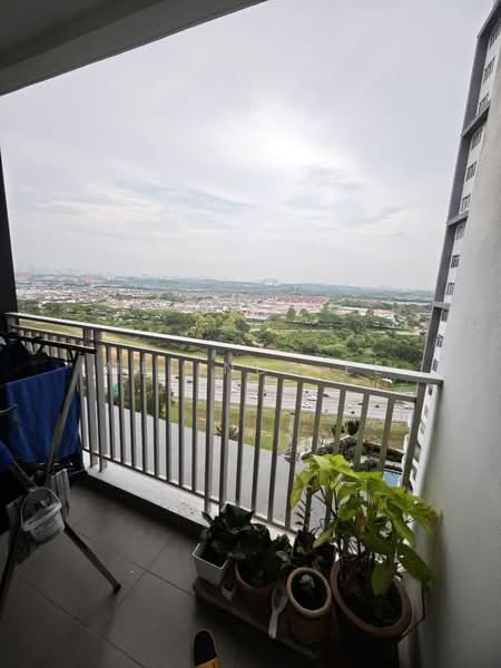Servis Apartment untuk Dijual di Centra Residences - Melinda Ee - Balcony - PropertyGuru.com.my