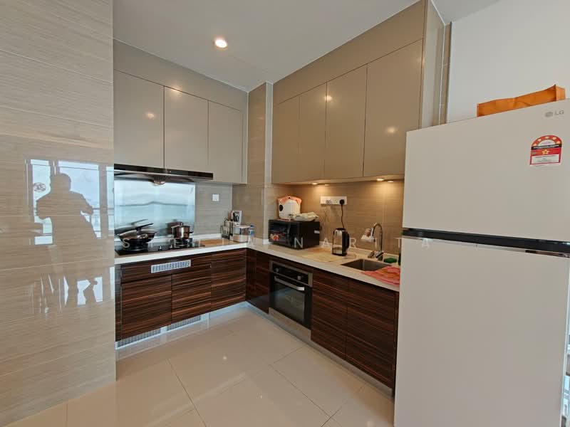 Condominium for Rent at R&F Princess Cove Phase 2-Seine Region - Stella Narita - Kitchen - PropertyGuru.com.my