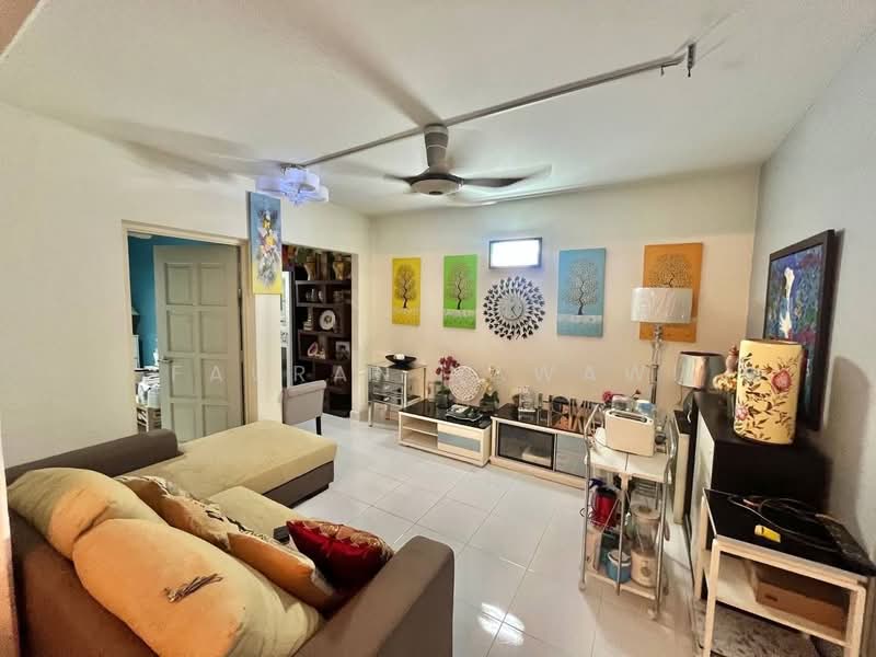 Pangsapuri untuk Dijual di Menara Merak Kayangan - Fauran Nawawi - Living Room - PropertyGuru.com.my