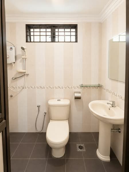 2-storey Terraced House for Sale in Taman Mount Austin (Tebrau) - Jason Tan - Bathroom - PropertyGuru.com.my