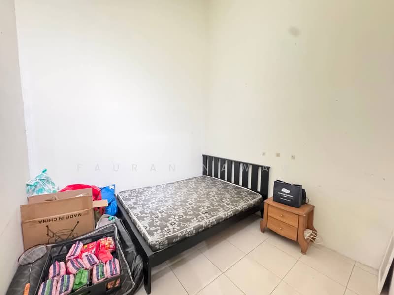 1-storey Terraced House for Sale in Klang (Selangor) - Fauran Nawawi - Bedroom - PropertyGuru.com.my