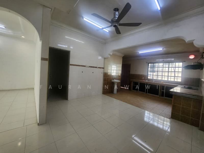 2-storey Terraced House for Sale in Sungai Buloh (Selangor) - Fauran Nawawi - PropertyGuru.com.my