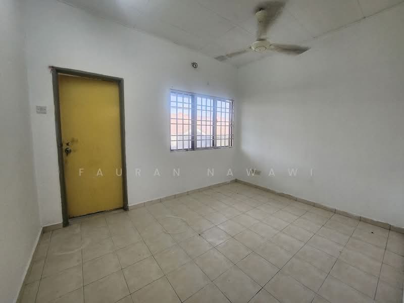 2-storey Terraced House for Sale in Sungai Buloh (Selangor) - Fauran Nawawi - PropertyGuru.com.my