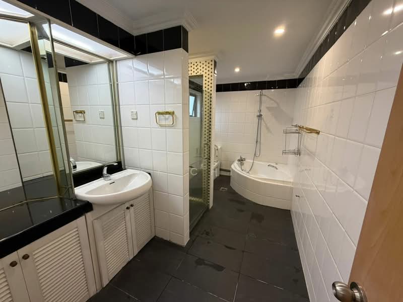 Kondominium untuk Disewa di Kiara Park - KK Chia - Bathroom - PropertyGuru.com.my