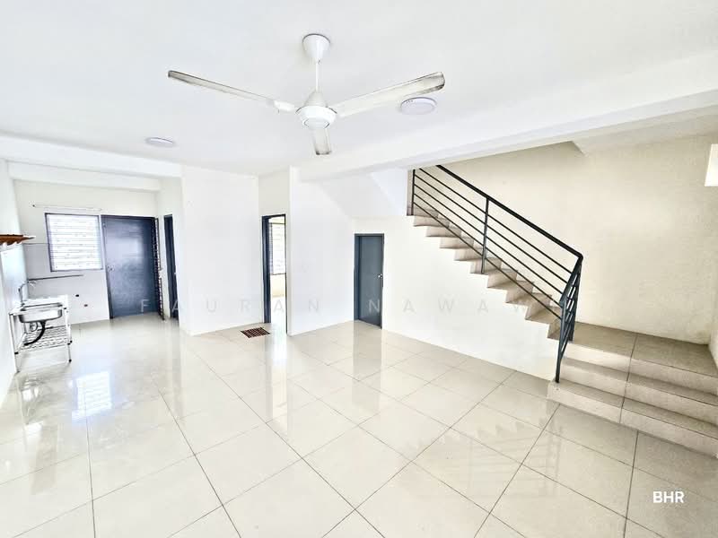 2-storey Terraced House for Sale in Dengkil (Selangor) - Fauran Nawawi - Living Room - PropertyGuru.com.my