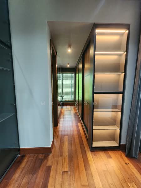 Twin Villa for Rent in Seputeh (Kuala Lumpur) - May Soo - Wardrobe - PropertyGuru.com.my