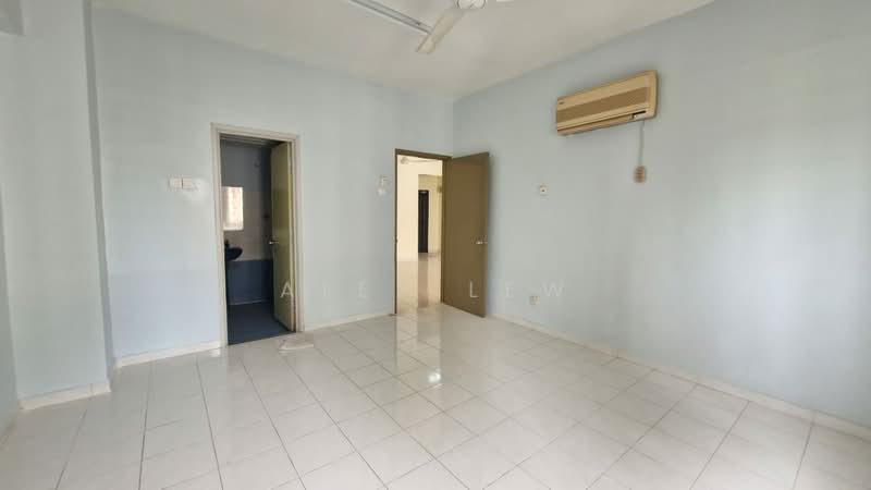 Condominium for Sale at Vista Komanwel C - Alex Lew - Interior - PropertyGuru.com.my