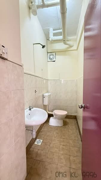Apartment for Rent at Prima Bayu Apartment - Zackinn Hoi - Bathroom - PropertyGuru.com.my