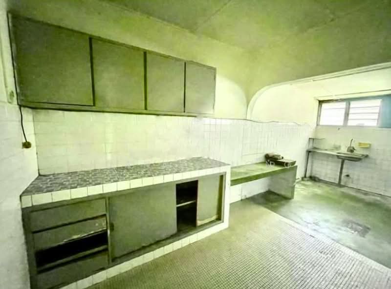 1-storey Terraced House for Rent in Petaling Jaya (Selangor) - Joanne Diong - Kitchen - PropertyGuru.com.my