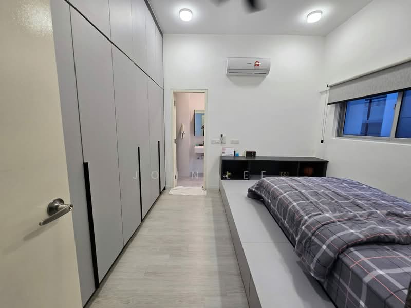 Kondominium untuk Dijual di Elevia Residences - John Lee - Bedroom - PropertyGuru.com.my