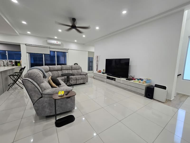 Kondominium untuk Dijual di Elevia Residences - John Lee - Living Room - PropertyGuru.com.my