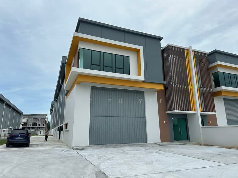 Warehouse for Rent in Puncak Alam (Selangor) - Yee Fu Yee - Exterior - PropertyGuru.com.my