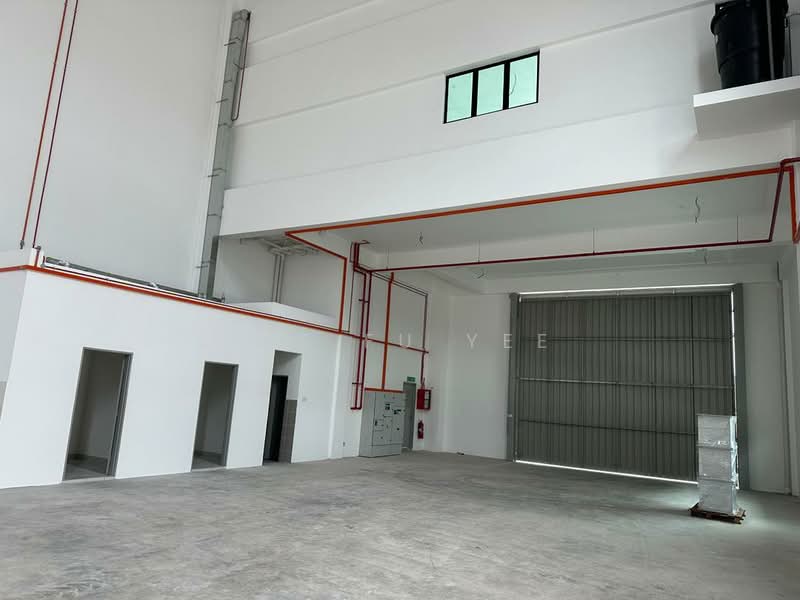 Warehouse for Rent in Puncak Alam (Selangor) - Yee Fu Yee - Interior - PropertyGuru.com.my