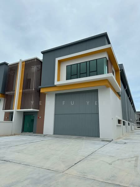 Warehouse for Rent in Puncak Alam (Selangor) - Yee Fu Yee - Exterior - PropertyGuru.com.my