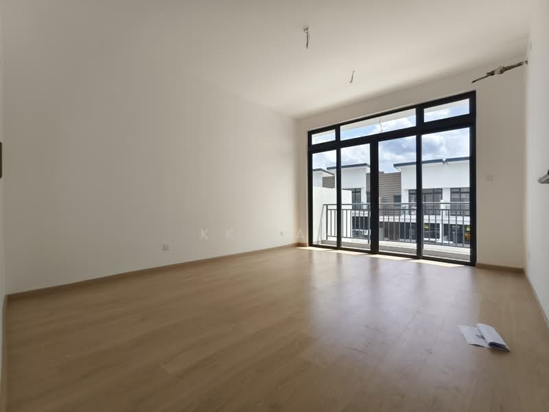2-storey Terraced House for Sale in Semenyih (Selangor) - KK Sah - Living Room - PropertyGuru.com.my
