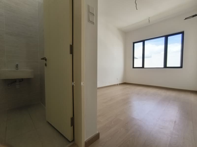 2-storey Terraced House for Sale in Semenyih (Selangor) - KK Sah - Bathroom - PropertyGuru.com.my