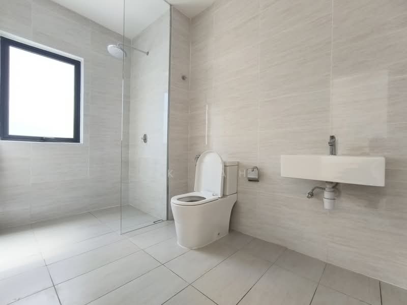 2-storey Terraced House for Sale in Semenyih (Selangor) - KK Sah - Bathroom - PropertyGuru.com.my