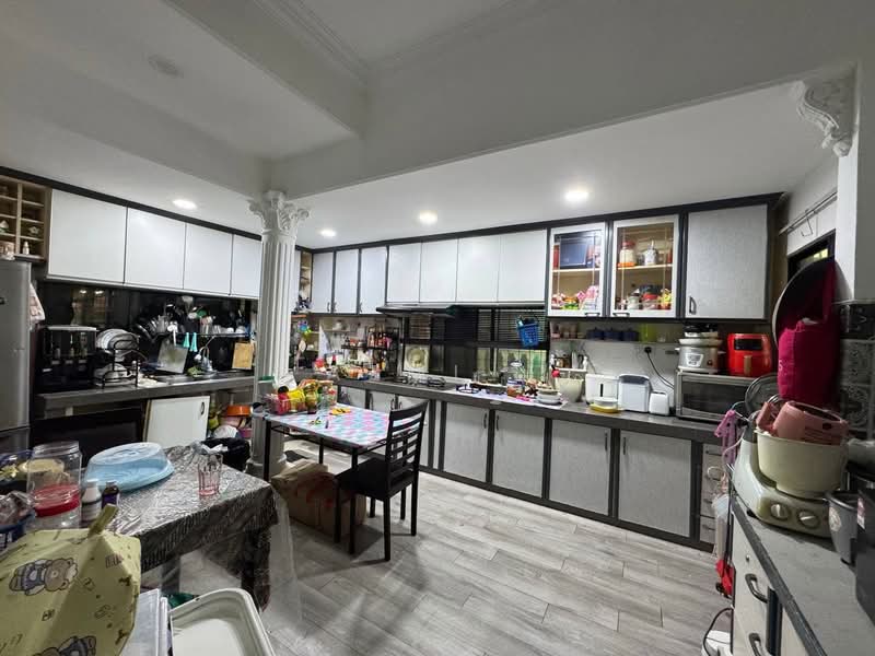 Semi-Detached House for Sale in Bandar Tun Hussein Onn (Cheras) - Azmi . - Kitchen - PropertyGuru.com.my