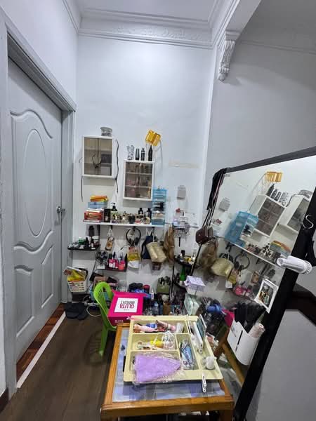 Semi-Detached House for Sale in Bandar Tun Hussein Onn (Cheras) - Azmi . - Interior - PropertyGuru.com.my