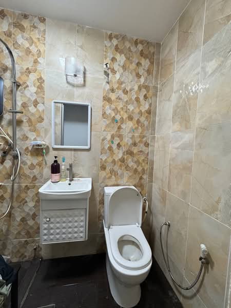 Semi-Detached House for Sale in Bandar Tun Hussein Onn (Cheras) - Azmi . - Bathroom - PropertyGuru.com.my