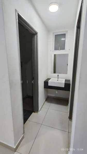 Servis Apartment untuk Disewa di Mesahill - Mike Tan - Bathroom - PropertyGuru.com.my